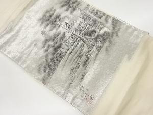 作家物　手描き寺院に木々・芝模様織出し名古屋帯